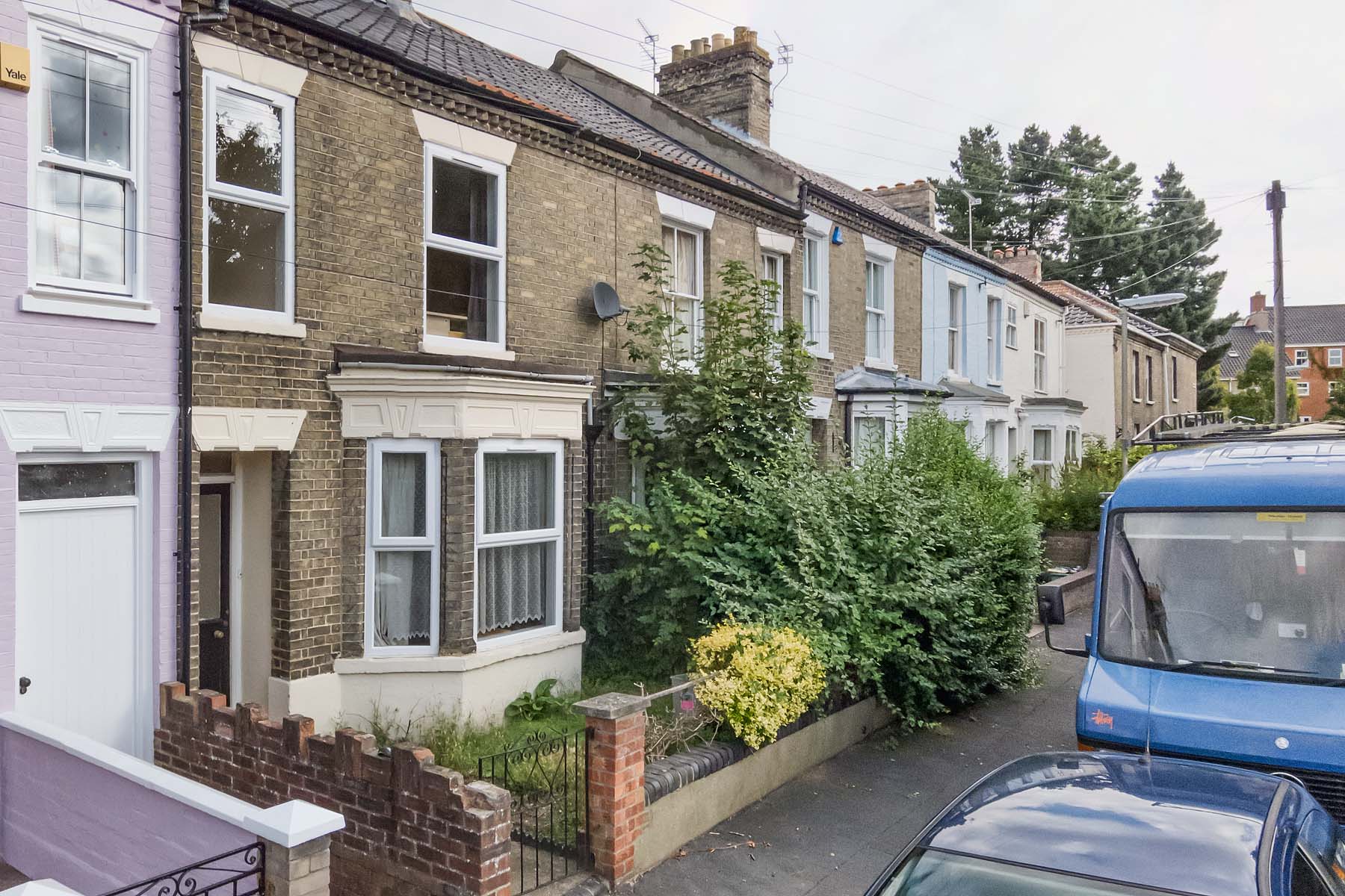 Terraced house with bay window
