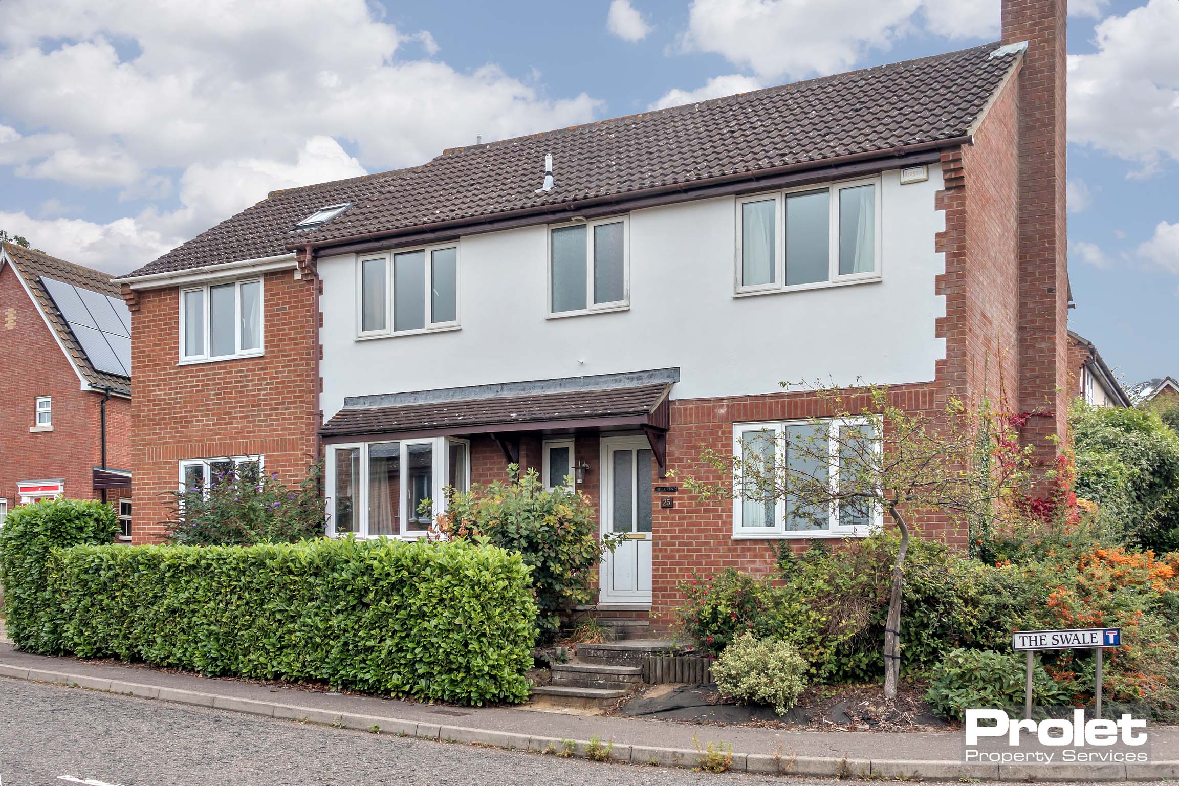 Brick detached house