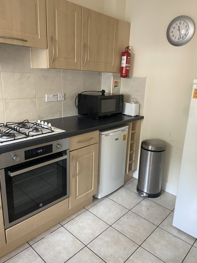 Kitchen with oven and gas hob